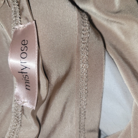 Misty Rose Cream Sleeveless V Neck Crop Top M - Picture 6 of 6